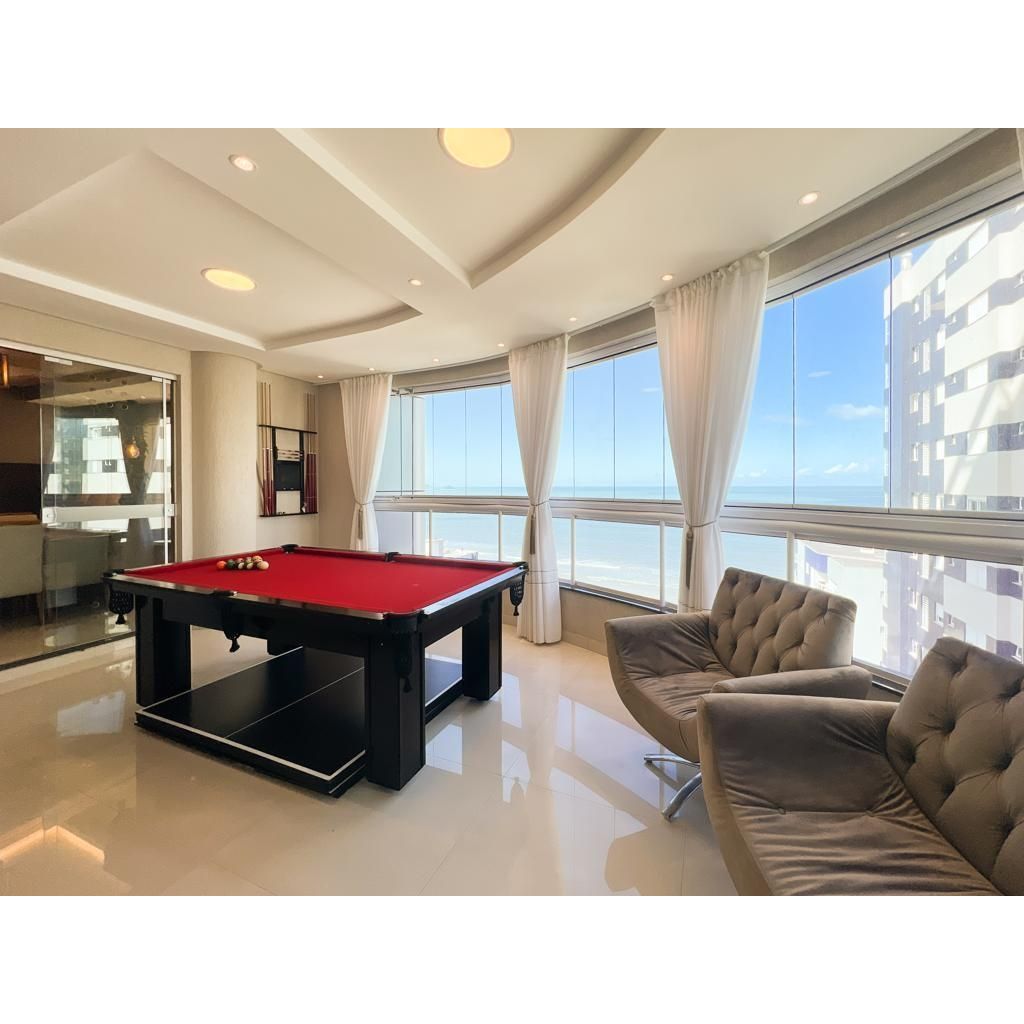 Lindo Apartamento Alto Padrão Frente a Avenida com Vista Mar Finamente Mobiliado