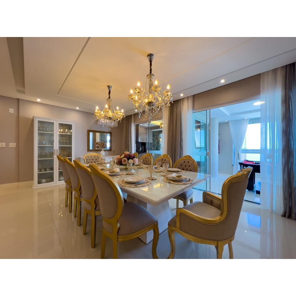 Lindo Apartamento Alto Padrão Frente a Avenida com Vista Mar Finamente Mobiliado