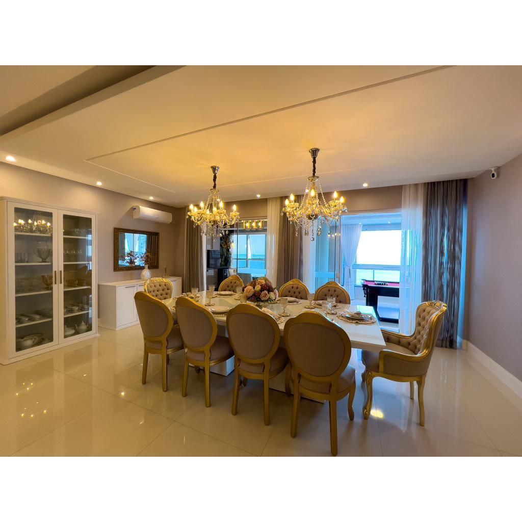 Lindo Apartamento Alto Padrão Frente a Avenida com Vista Mar Finamente Mobiliado